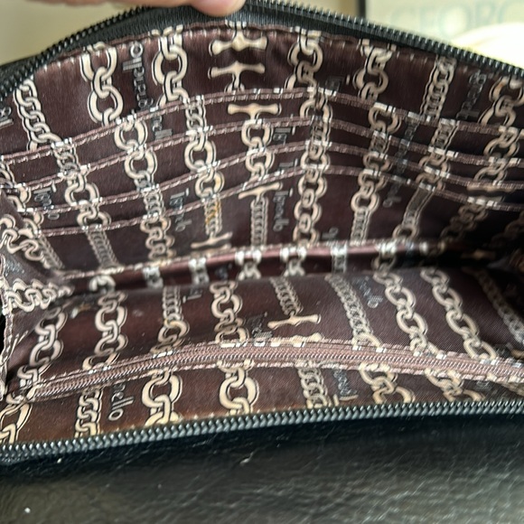 Tignanello Super Soft Leather Bag - Picture 11 of 13